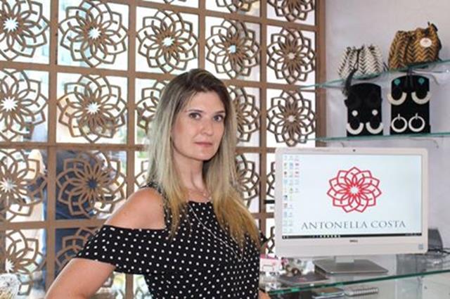 ANTONELLA COSTA - Moda Feminina no Vila da Serra - Nova Lima